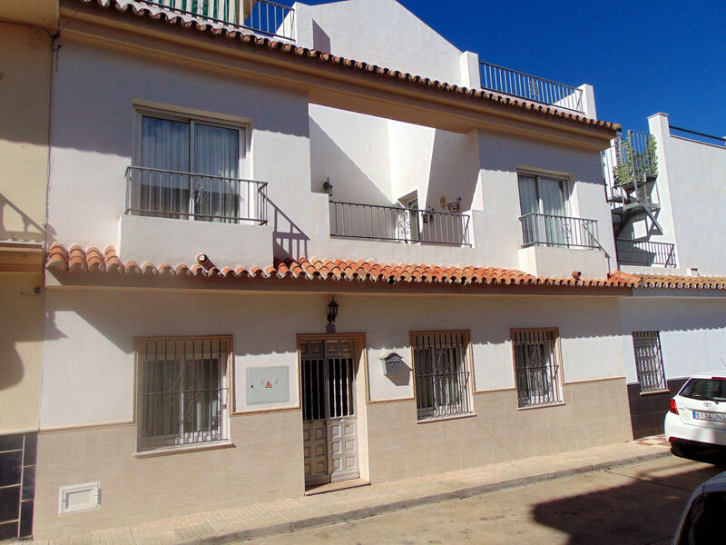 Maison de Ville à vendre dans Alhaurin el Grande, Málaga