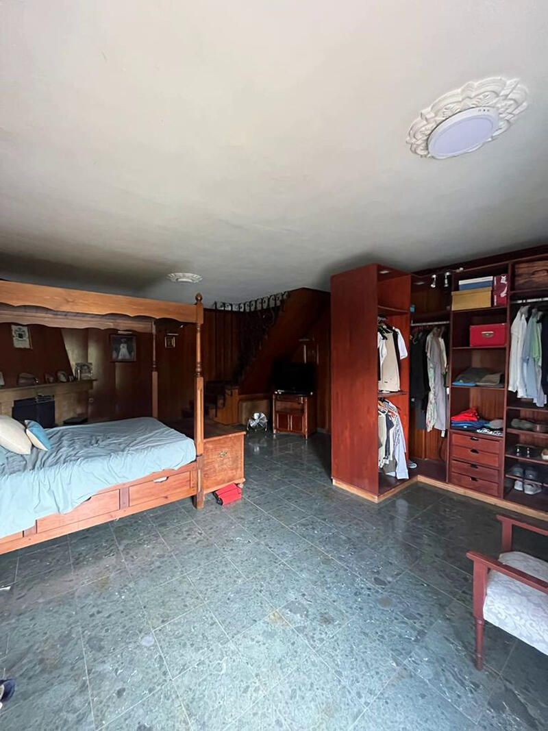 5 slaapkamer Villa Te koop