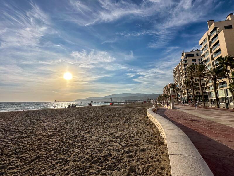 Leilighet til salgs i Almería, Almería