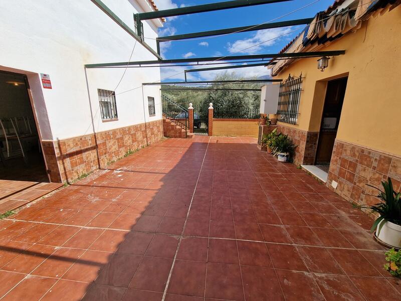 6 Cuarto Villa en venta