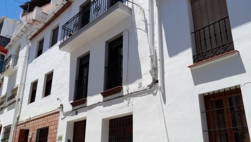 Townhouse for sale in Alora, Málaga