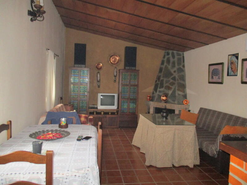 2 bedroom Country House for sale