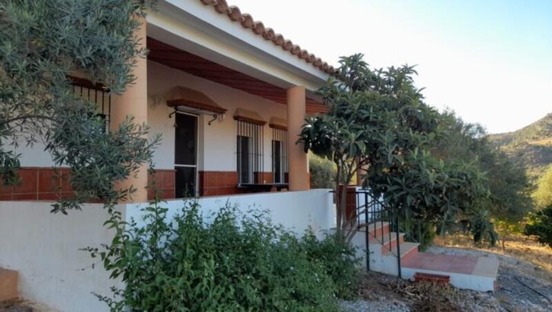 Деревенский Дом продается в Alora, Málaga