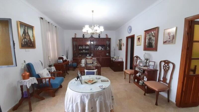 3 bedroom Country House for sale