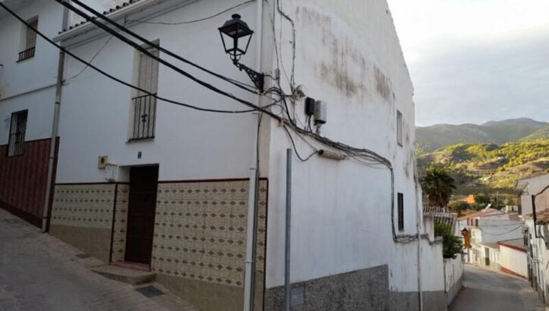 Maison de Ville à vendre dans Alozaina, Málaga