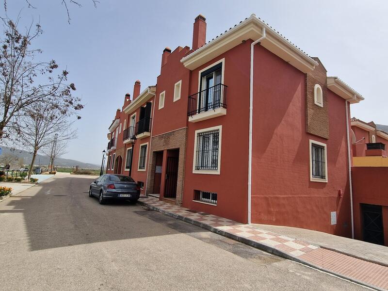 Stadthaus zu verkaufen in Zafarraya, Granada