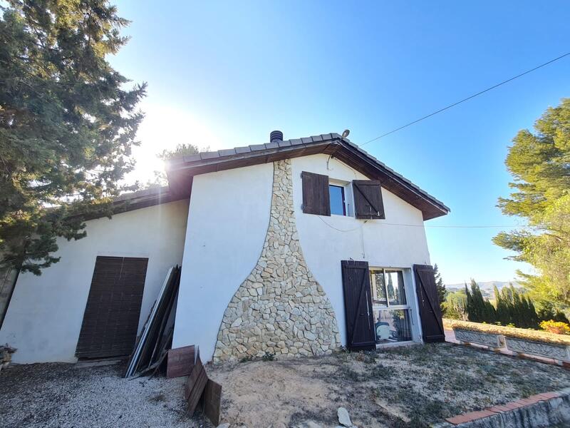 Villa à vendre dans Sax, Alicante