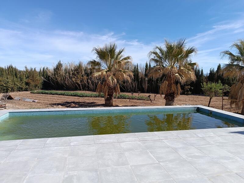 Villa for sale in Yecla, Murcia