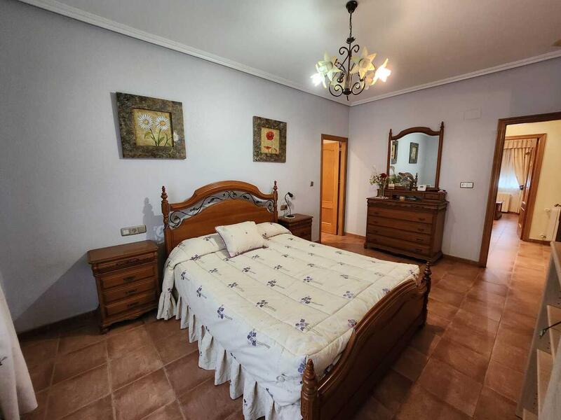 4 Schlafzimmer Villa zu verkaufen