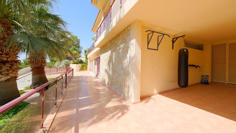 6 Cuarto Villa en venta