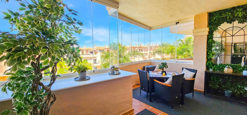 Apartment for sale in La Duquesa, Málaga