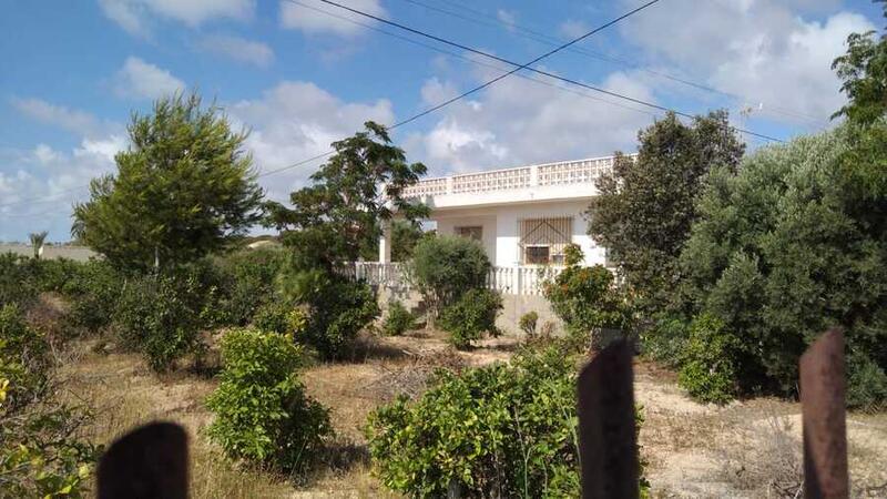 5 bedroom Country House for sale