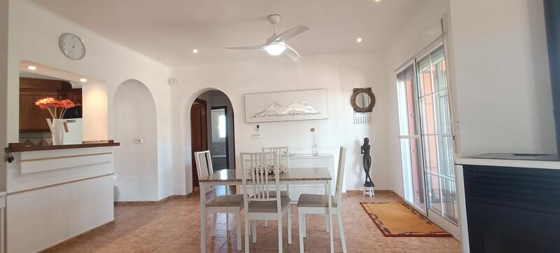 3 bedroom Villa for sale