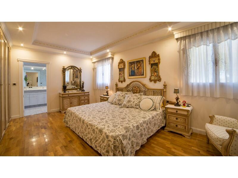 6 Schlafzimmer Villa zu verkaufen