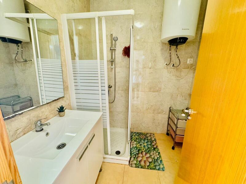 4 Cuarto Villa en venta