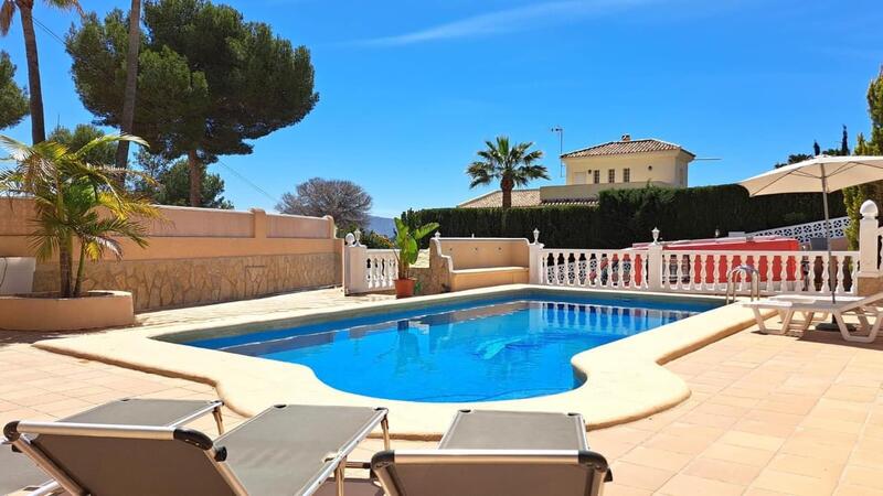 Villa en venta en Moraira, Alicante