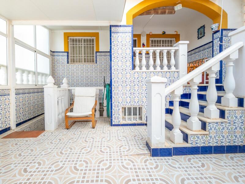 Villa à vendre dans Torrevieja, Alicante