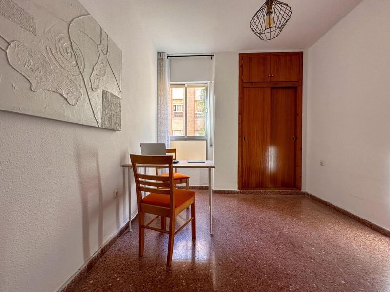 4 Schlafzimmer Appartement zu verkaufen