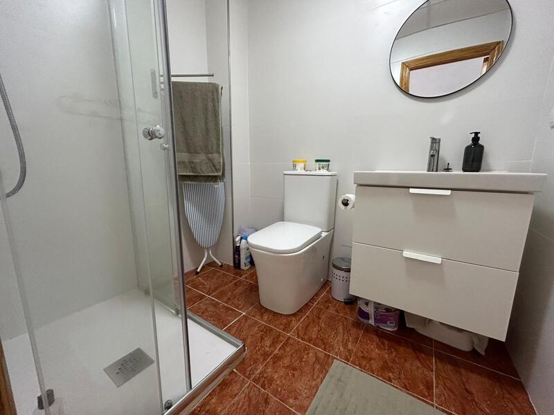 2 Cuarto Villa en venta