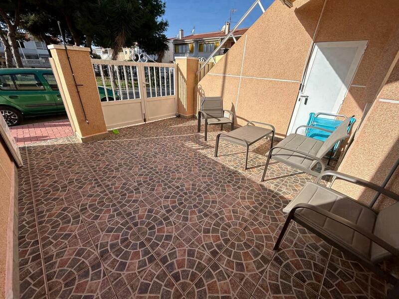 2 Cuarto Villa en venta