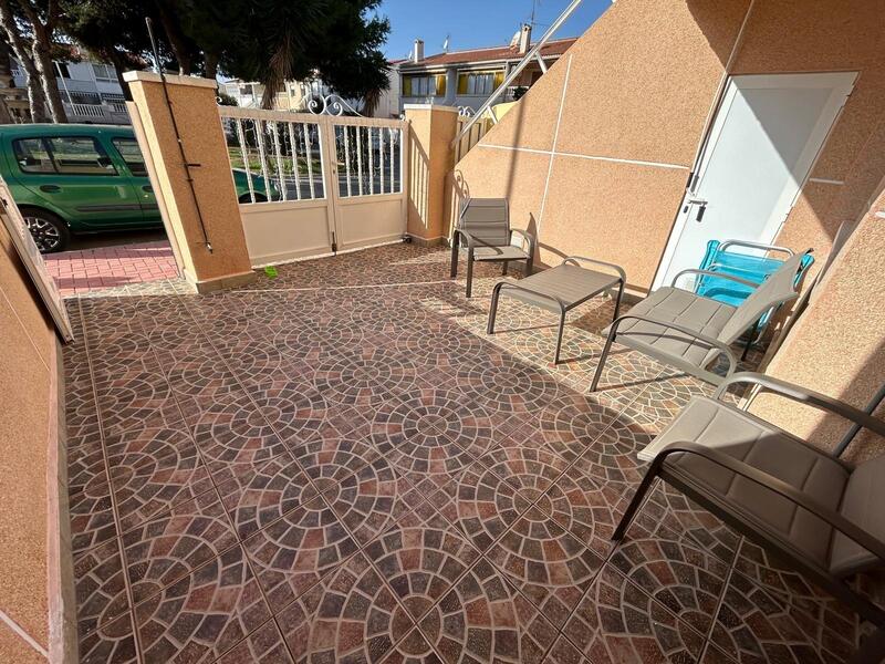 2 Cuarto Villa en venta