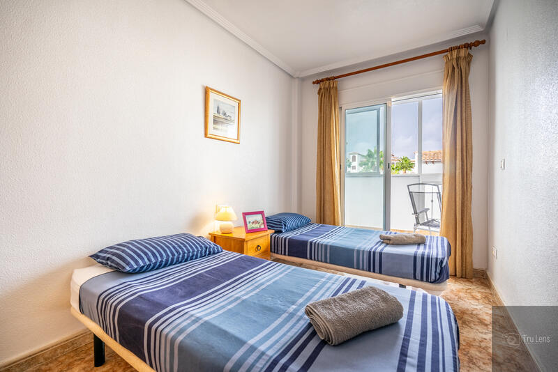 2 Schlafzimmer Stadthaus zu verkaufen