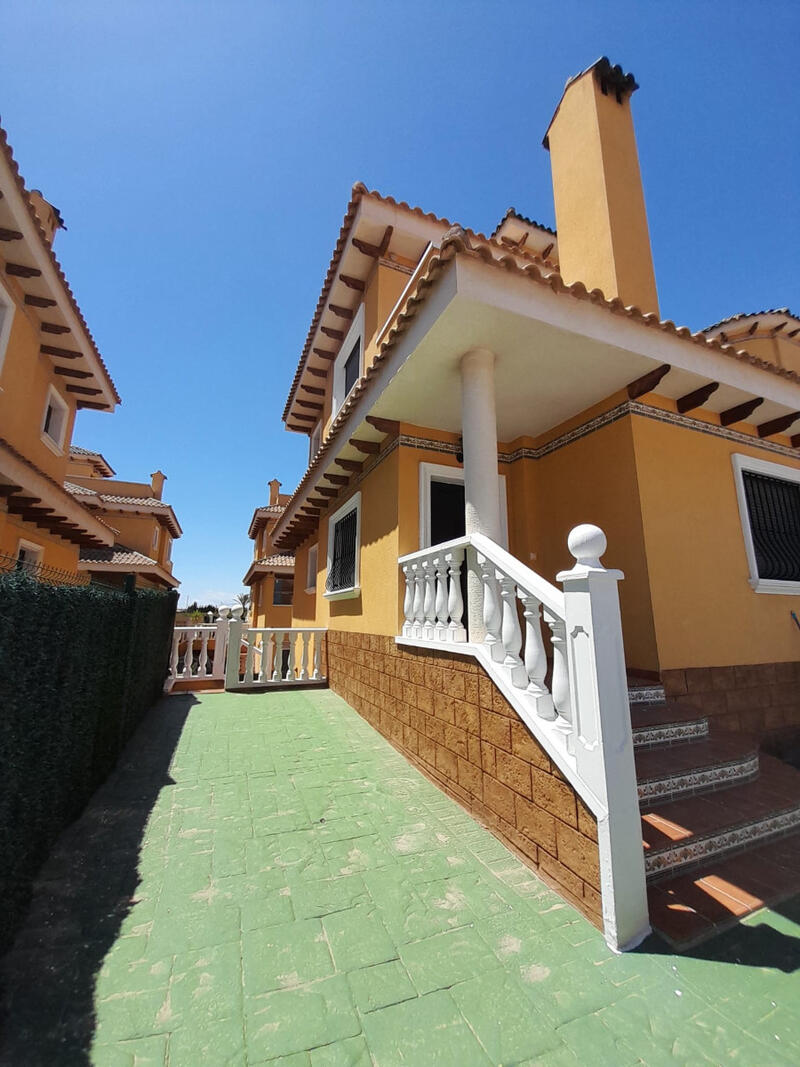 Villa for sale in Ciudad Quesada, Alicante