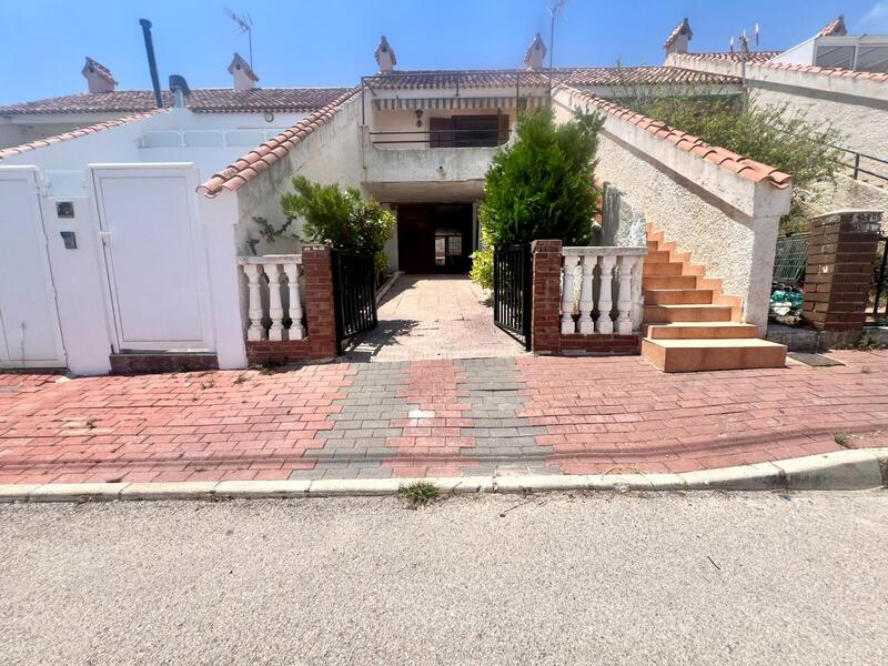 Townhouse for sale in Torrevieja, Alicante