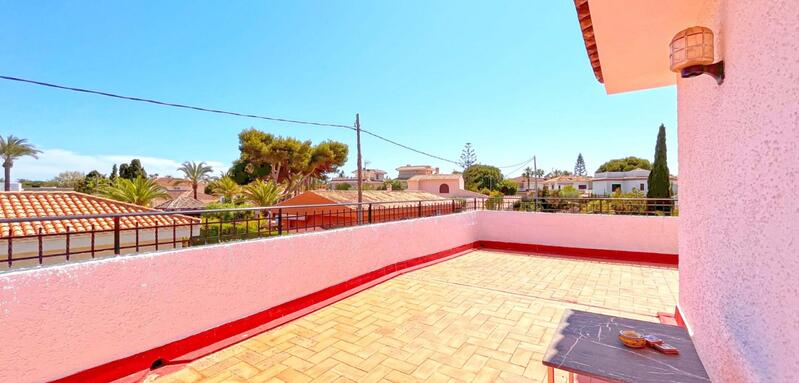 4 Cuarto Villa en venta