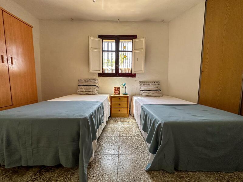 3 Schlafzimmer Landhaus zu verkaufen