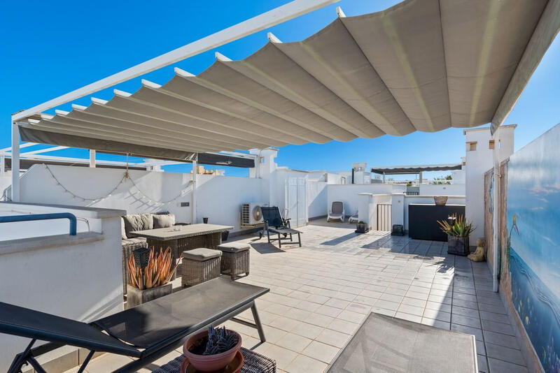 Villa à vendre dans Torrevieja, Alicante