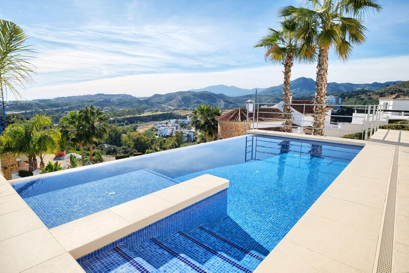 Villa à vendre dans Benahavis, Málaga