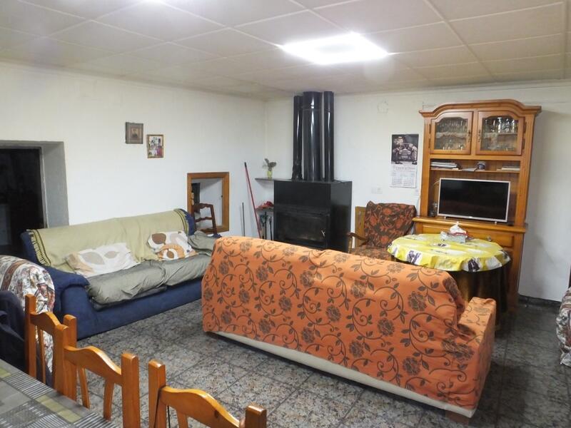 4 Schlafzimmer Landhaus zu verkaufen