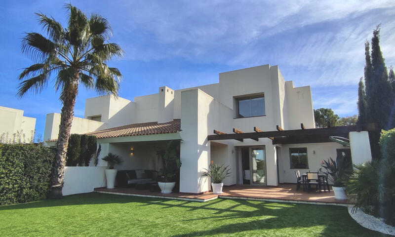 Villa for sale in Las Colinas Golf, Alicante