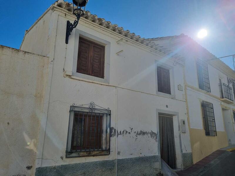 Townhouse for sale in Partaloa, Almería