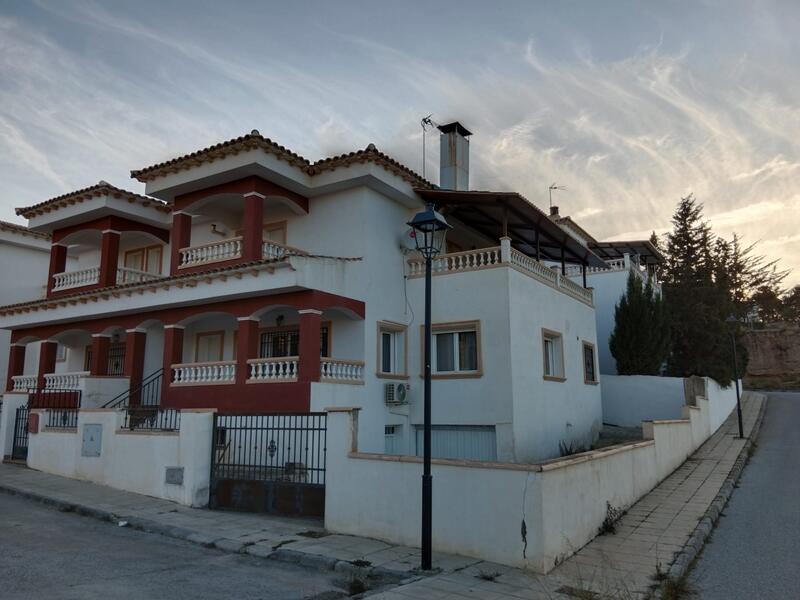 Maison de Ville à vendre dans Freila, Granada