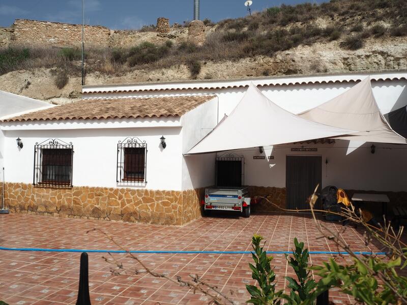 Maison Troglodyte à vendre dans Cuevas del Campo, Granada