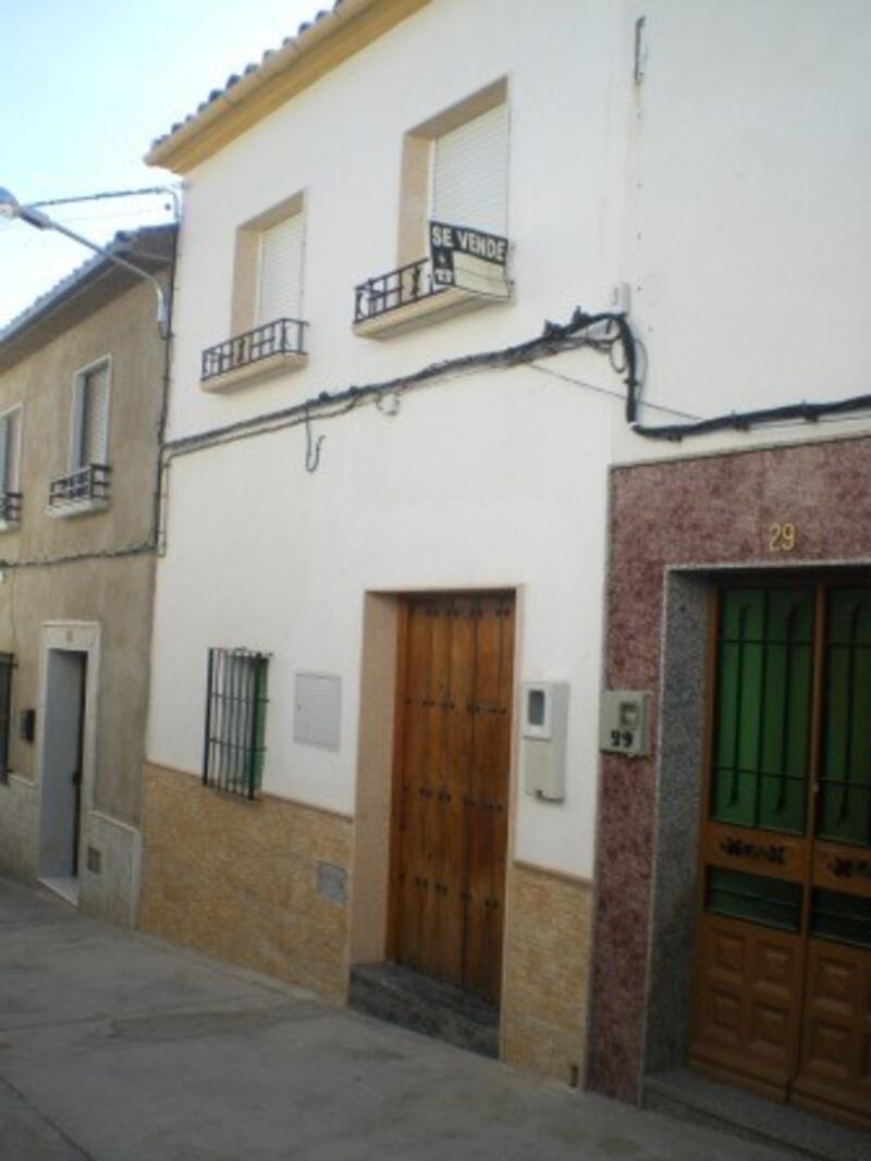 Landsted til salg i Alcaudete, Jaén