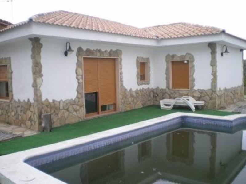 Villa en venta en San Jose de la Rabita, Jaén