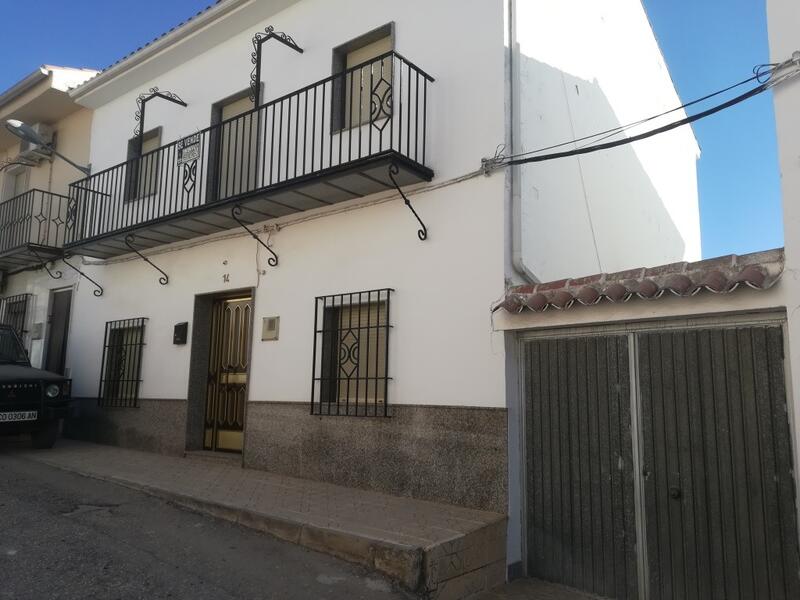 Деревенский Дом продается в Noguerones, Jaén