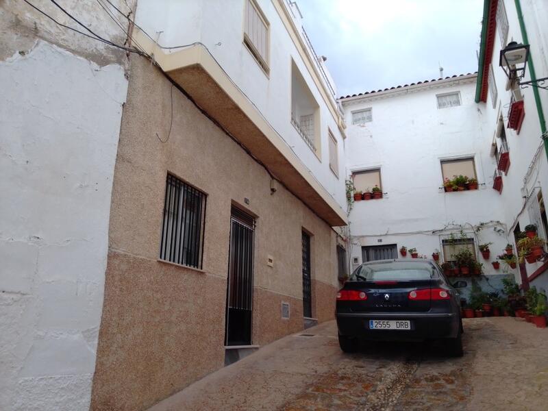 Byhus til salg i Martos, Jaén