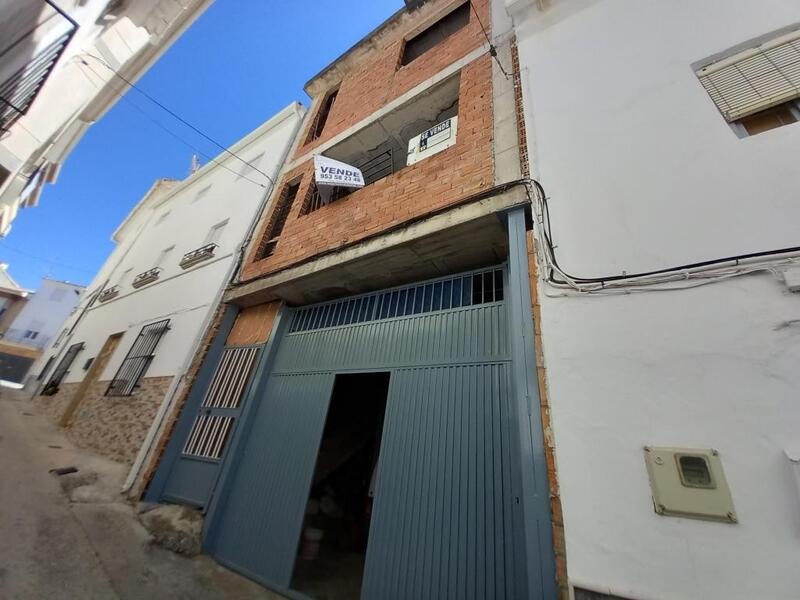 Maison de Ville à vendre dans Castillo de Locubin, Jaén