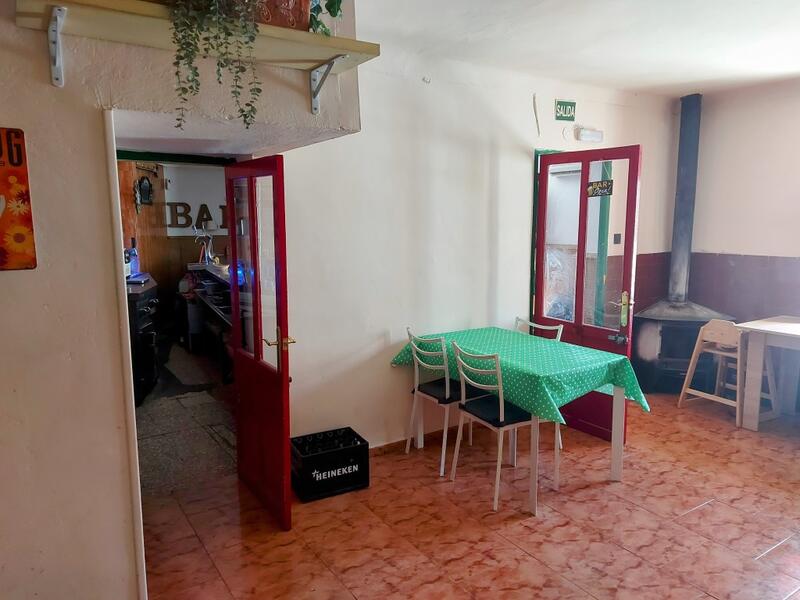 5 Cuarto Local Comercial en venta