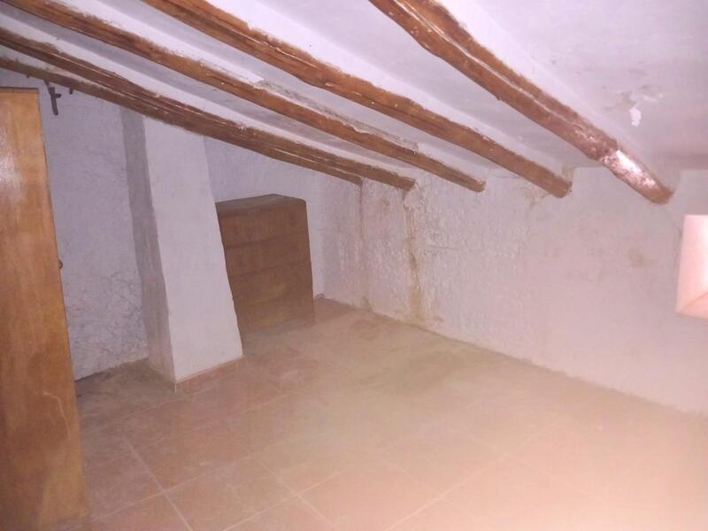 3 slaapkamer Gezinswoning Te koop