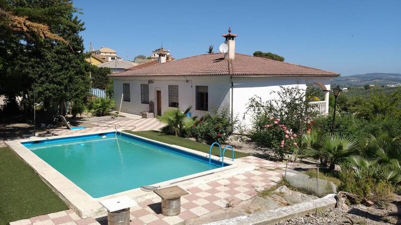 Villa à vendre dans Rute, Córdoba