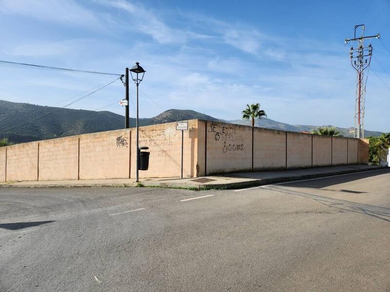 Land for sale in Iznajar, Córdoba