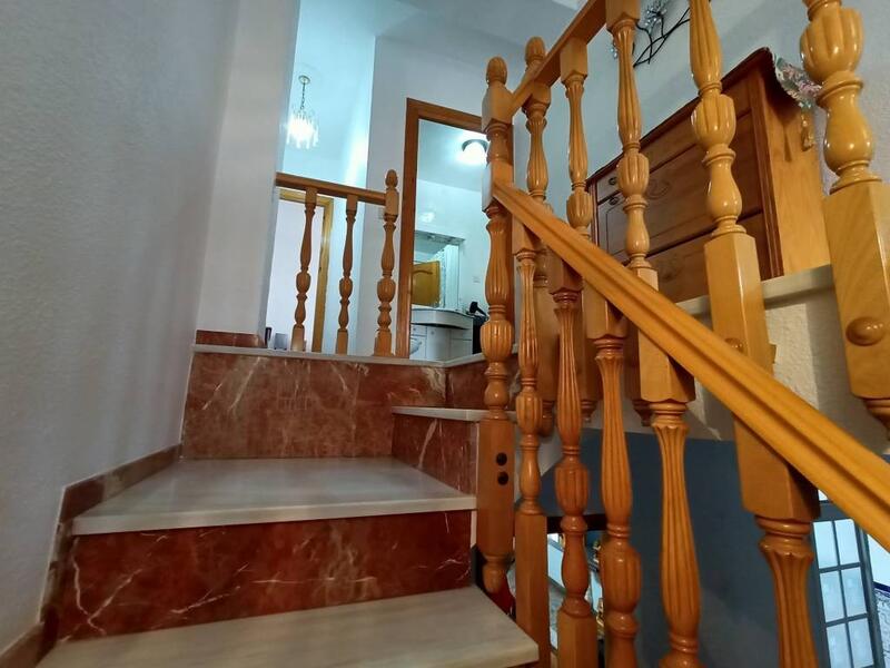 5 Cuarto Adosado en venta