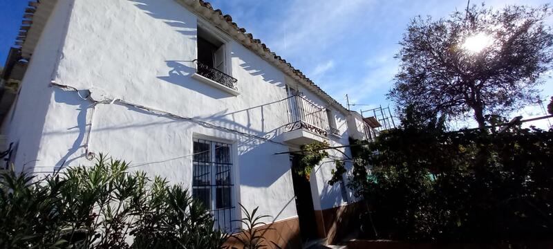 3 Cuarto Casa de Campo en venta