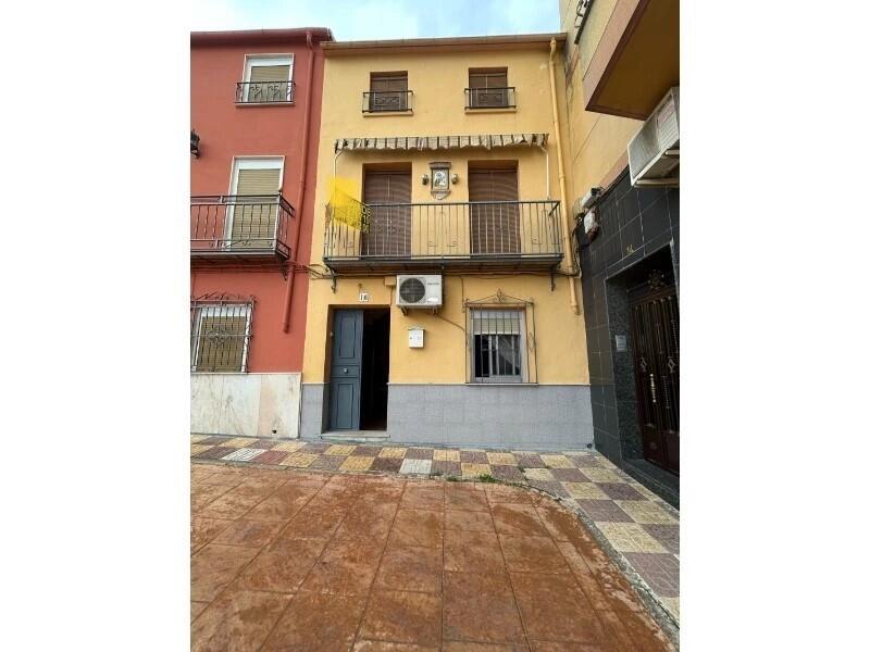 Townhouse for sale in Torre del Campo, Jaén