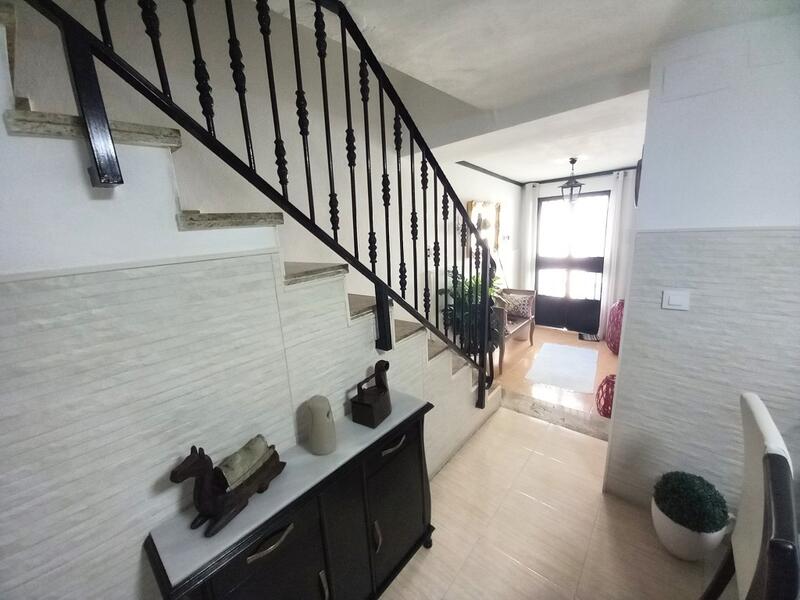 3 bedroom Townhouse for sale